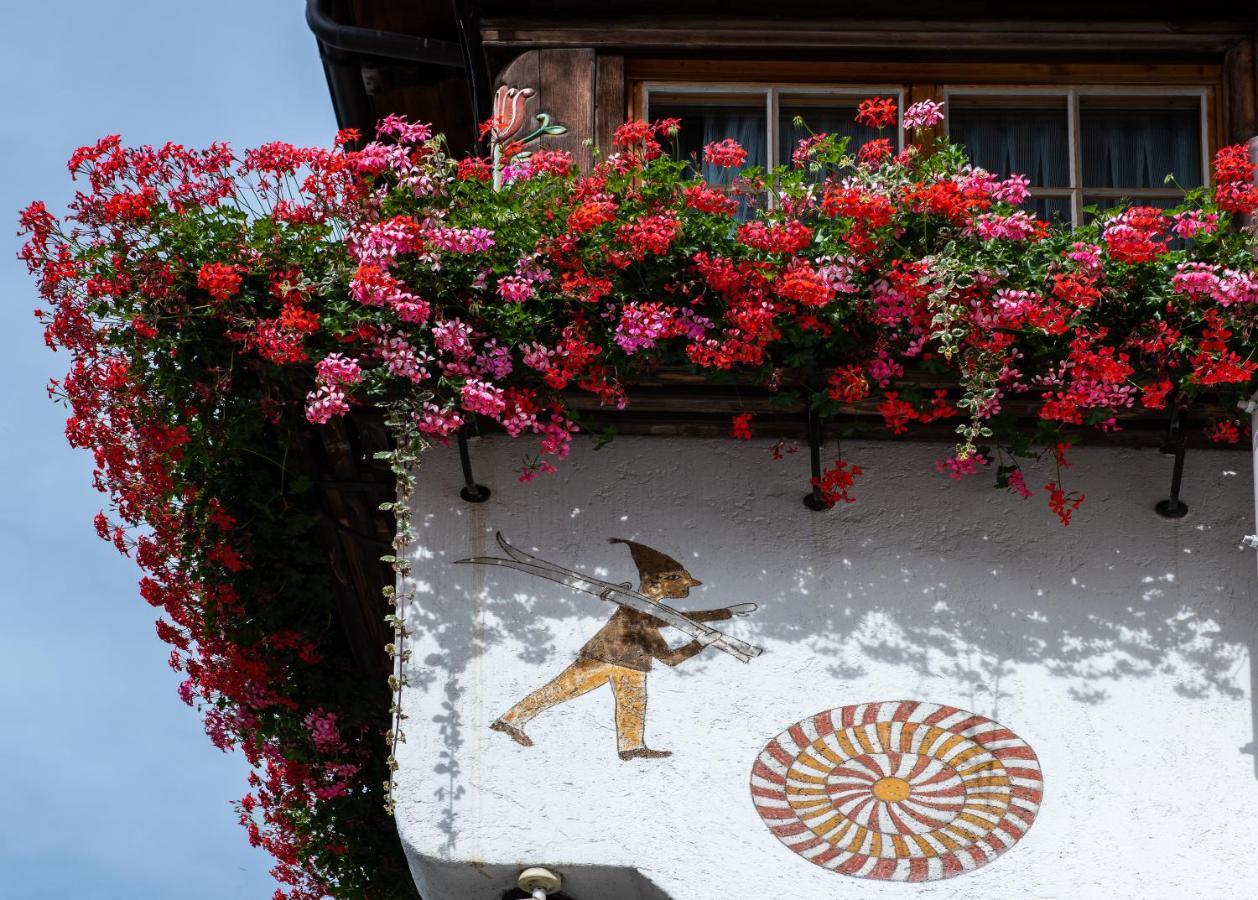 Hotel Chesa Grischuna Klosters Εξωτερικό φωτογραφία