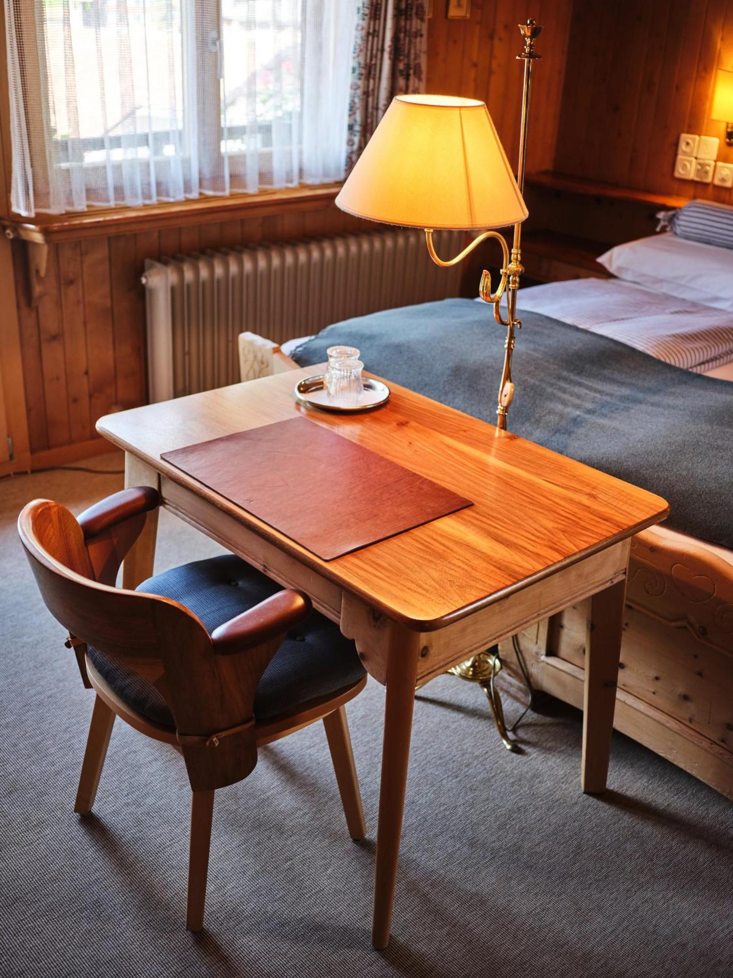 Hotel Chesa Grischuna Klosters Δωμάτιο φωτογραφία